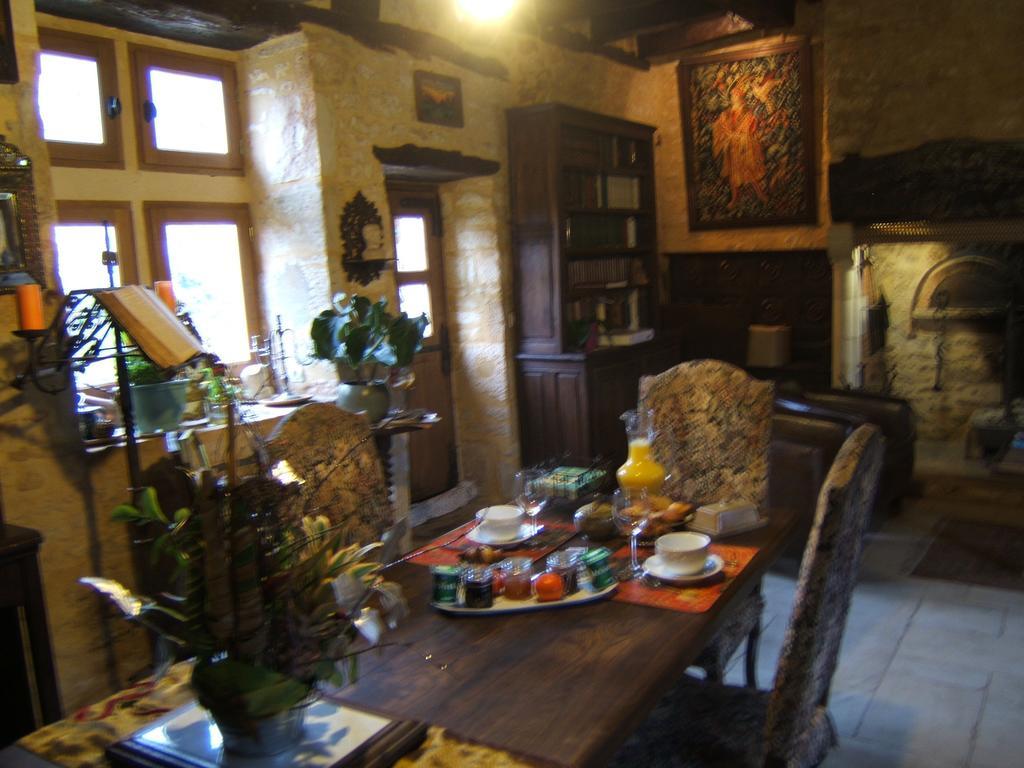 Gites Des 3 Vallees Salignac Eyvigues Екстериор снимка