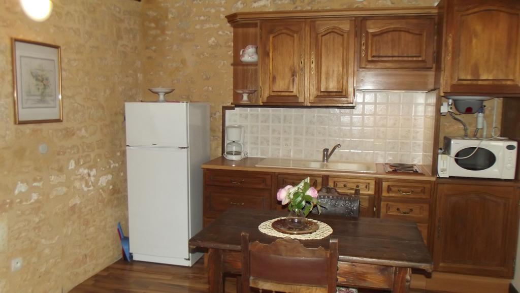 Gites Des 3 Vallees Salignac Eyvigues Екстериор снимка